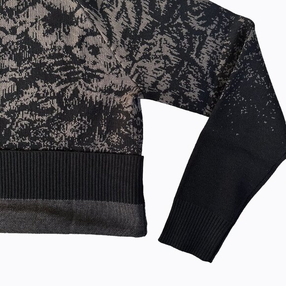Athleta Floral Jacquard Sweater Sz S Black Gray Crew Neck Merino Wool Blend Goth - Picture 6 of 7